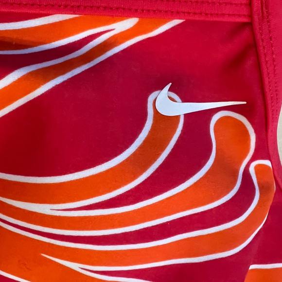 🆕Sz 8/Med RACERBACK NIKE Swimsuit Abstract Orange/White/Red—Removable Padding - Picture 8 of 16